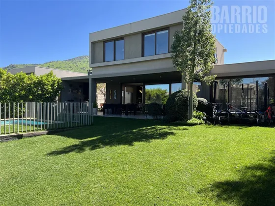 Casa En Venta En Colina