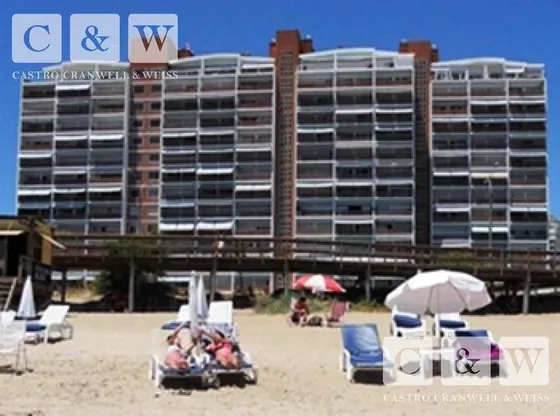 Edificio Vanguardia | Parada 1 - Playa Mansa
