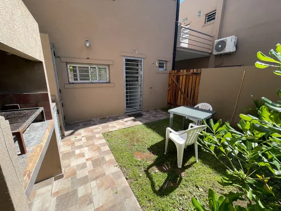 Duplex Tipo Casa En Alquiler En La Costa, Costa Azul Limite Entre San Bernardo Y La Lucila