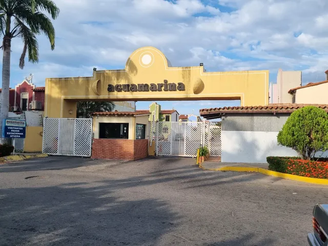 Se Alquila Casa Con Muelle En El Conj.res. Aguamarina Y Excelente Ubicacion    