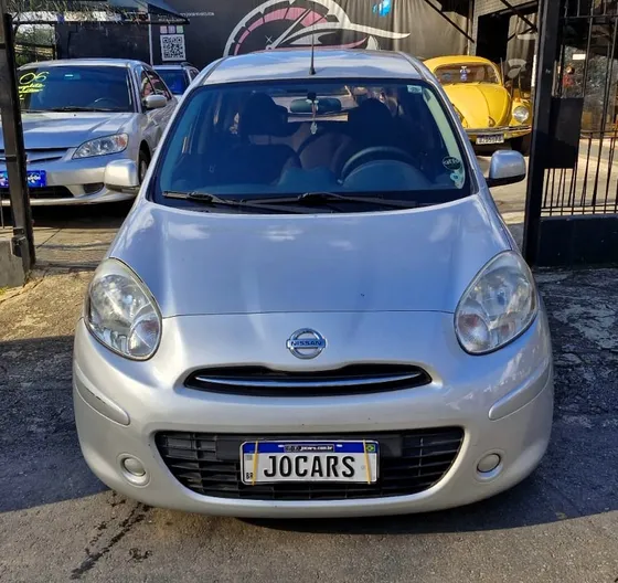 Nissan March 1.0 S 5p