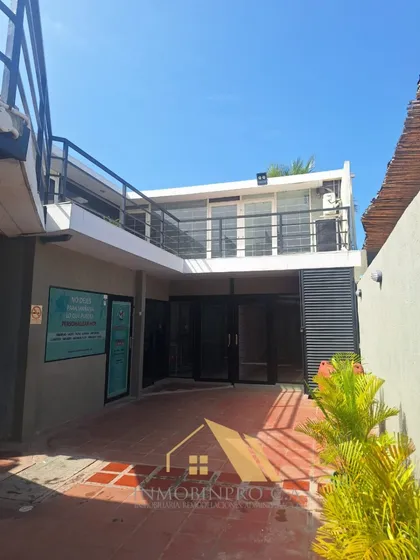 Mini Centro Comercial En Venta , Av Principal De Lecheria