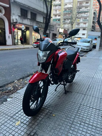 Moto Honda Twister 125