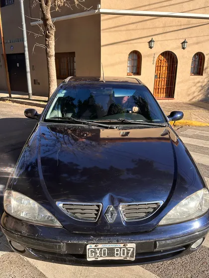 Renault Megane 1.6 Tric Pack Plus Gnc