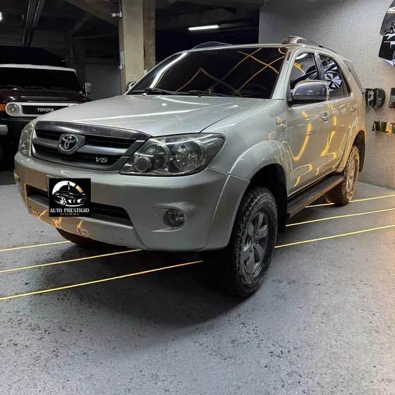 Toyota Fortuner Sr