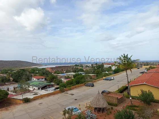 Bello Apartamento Con Vista Al Mar En Pampatar