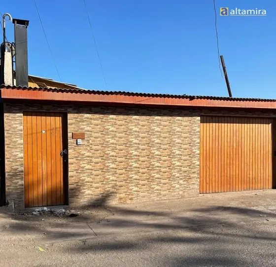 Casa En Venta De 3 Dorm. En Alto Hospicio