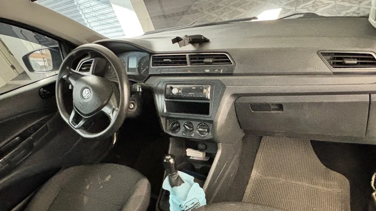 Volkswagen Saveiro 2021 1.6 Robust Cab. Simples Total Flex 2p — foto 2