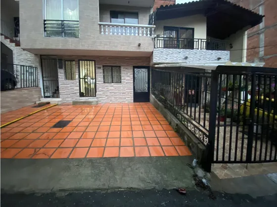 Oportunidad De Inversión, Vendo Casa En El  Barrio Cabañitas