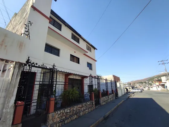 Venta De Edificio En Calle Colon La Victoria, Ljsa 23-20530