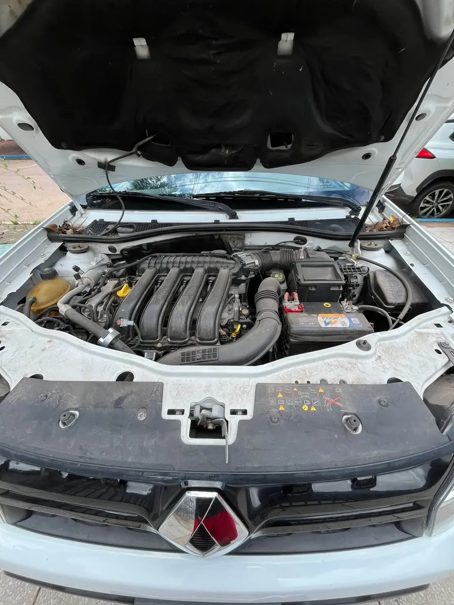Renault Duster Oroch 2.0 Dynamique5112872879482675214