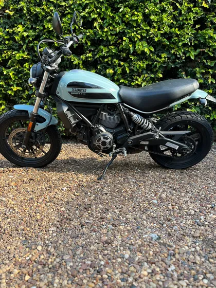 Ducati Scramler Sixty 2 400
