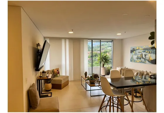 Apartamento En Venta En Envigado Sector Altos Del Escobero