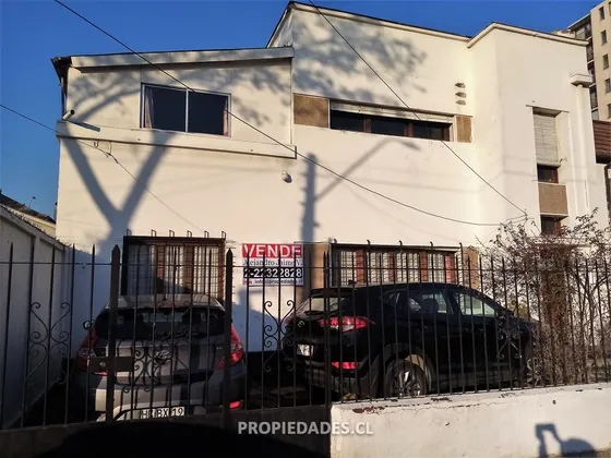 Casa En Venta En Julio Prado De 4 Dorm. Providencia