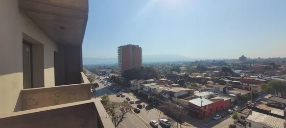 Departamento En  Av. Mate De Luna 2100