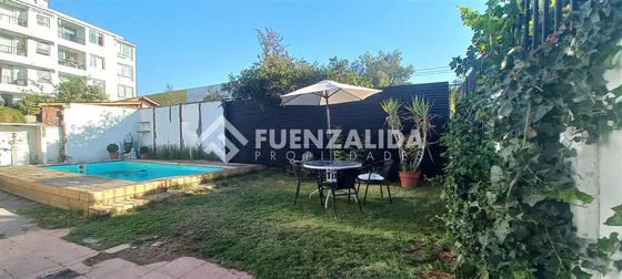 Casa En Venta De 3 Dorm. En Ñuñoa