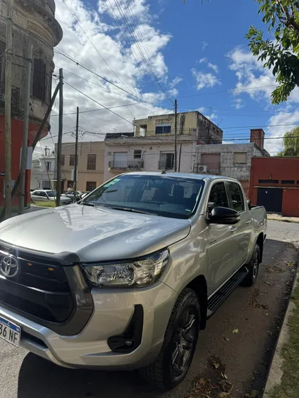 Toyota Hilux Pick-up 2.4 Cd Sr 150cv 4x2