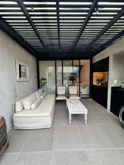 Th Con 3 Niveles Venta Santa Ana Joven