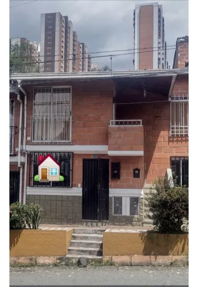 Venta De Casa En Itagui Sector Bariloche