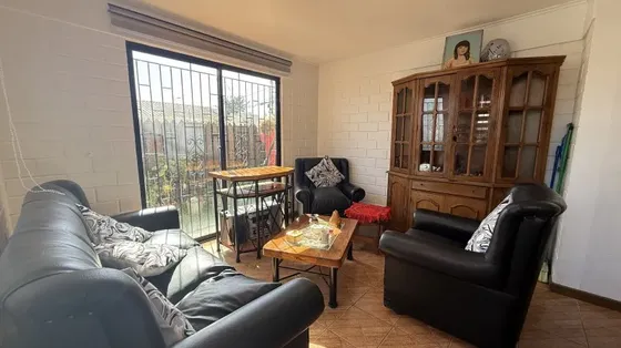 Amplia Casa Amoblada En Arriendo | La Herradura Oriente, Coq