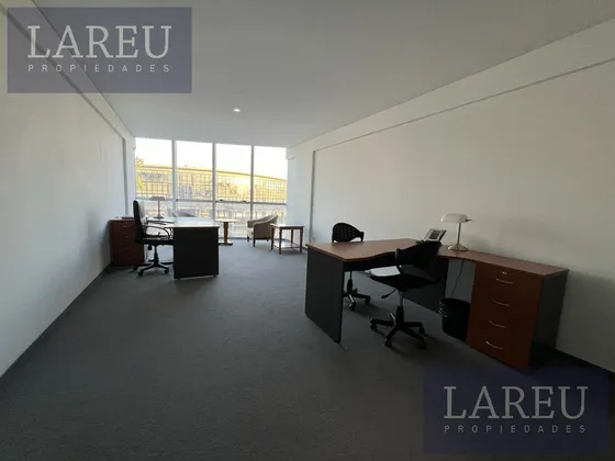 Oficina En Alquiler En 46 Plaza, Agora Ii -pilar