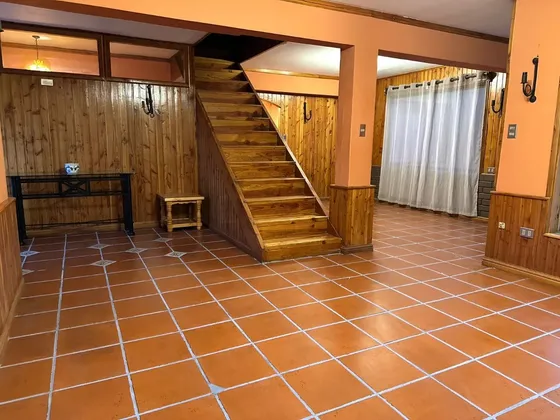 I. Holzapfel #1050 | Terreno Con Construcciones En Achupalla