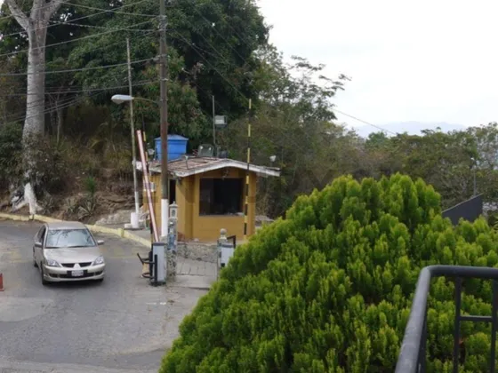 Espectacular Terreno 717,219 M2 En Los Robles Con Linda Vista. Vigilancia 24/7