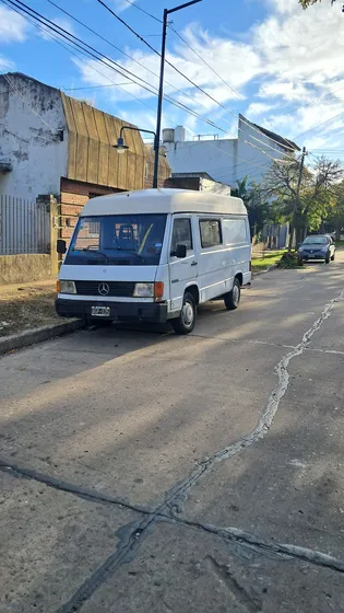 Mercedes-benz Mb 180 2.4 Furgon