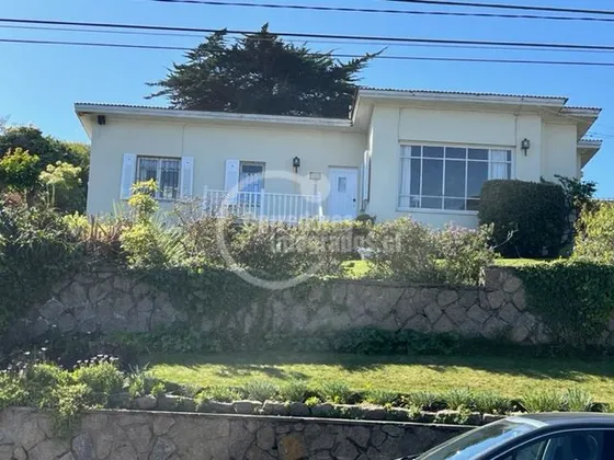 Casa En Venta De 4 Dorm. En Santo Domingo