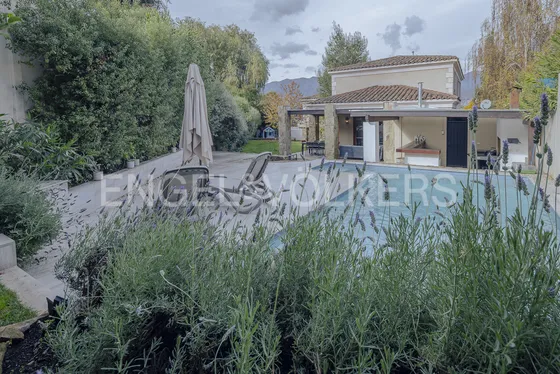 Casa Provenzal En Condominio La Dehesa Central