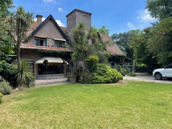 Casa En  Los Ñanduces - Maschwitz