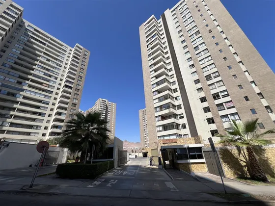 Departamento En Arriendo De 2 Dorm. En Antofagasta