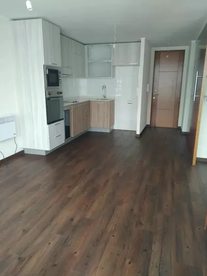 Un Dormitorio , Avda Irarrazabal/ Marchant Pereira 