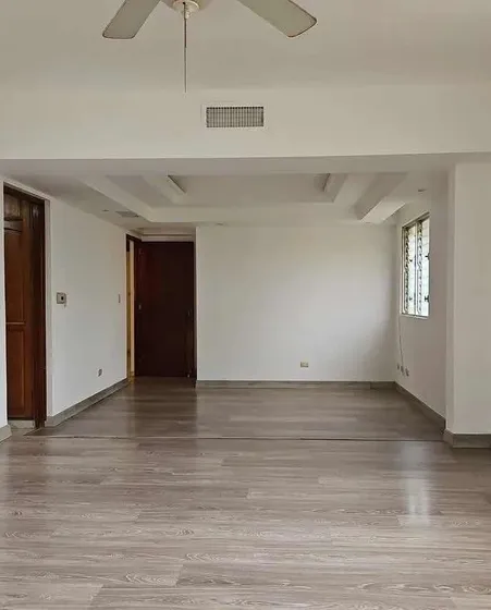 Local / Casa Comercial Alquiler En Urbanización Fernández
