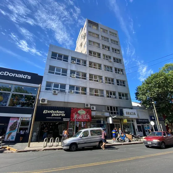 Oficina | Urquiza, Gral. Av. 4771