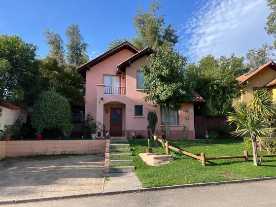 Hermosa Casa En Hacienda El Peñon Puente Alto