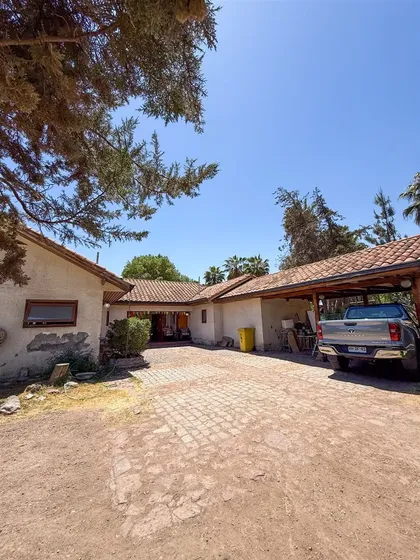 Parcela 1/2 Há Con Casa + Piscina En Venta En Colina