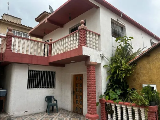 Se Vende Casa 627m² 6h/6b/6e Catia La Mar