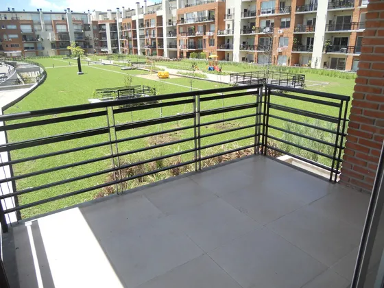 Beccar Plaza 2 Amb Vista Jardín C/ Cochera
