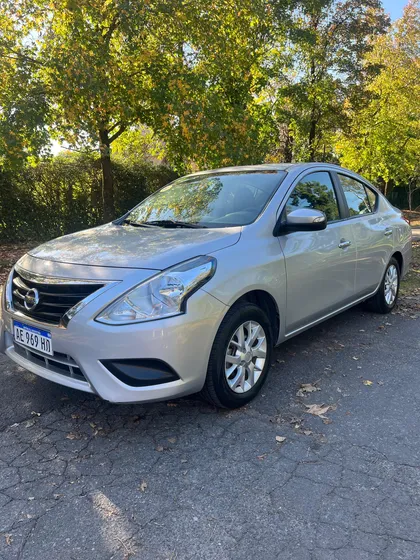Nissan Versa V_drive Plus