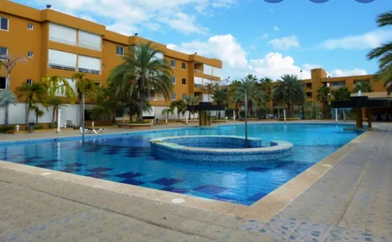 Alquilo Apartamento En Exclusivo Conjunto Residencial Punta Canal