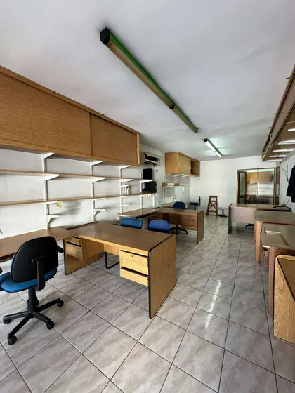 Venta Ya Alquilada Oficina En Ciudad Vieja