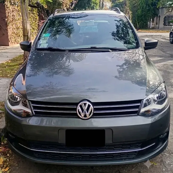 Volkswagen Suran 1.6 Comfortline 101cv