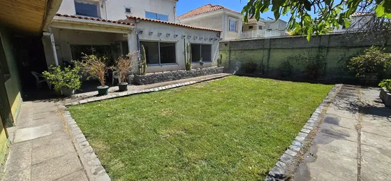 Venta Directa: Casa 486 M2, En El Mejor Barrio De Ñuñoa