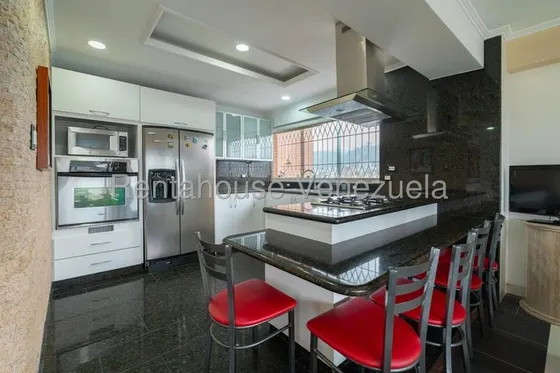 Agp Penthouse En Venta En El Paraíso, Moderno Con Hermosa Terraza Y Vista Al Ávila 25-23242 Ys 