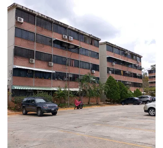 Apartamento En La Urbanización Ciudad Casarapa