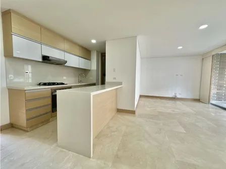 Apartamento Moderno En Venta En Laureles Sector Santa Teresita