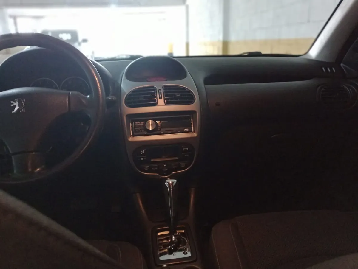 Peugeot 206 2008 1.6 16v Feline Flex Aut. 5p — foto 5
