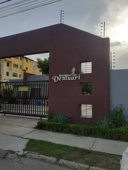 Jhonny Oviedo Vende Apto En Res Ventuari, Paraparal Mgonzales