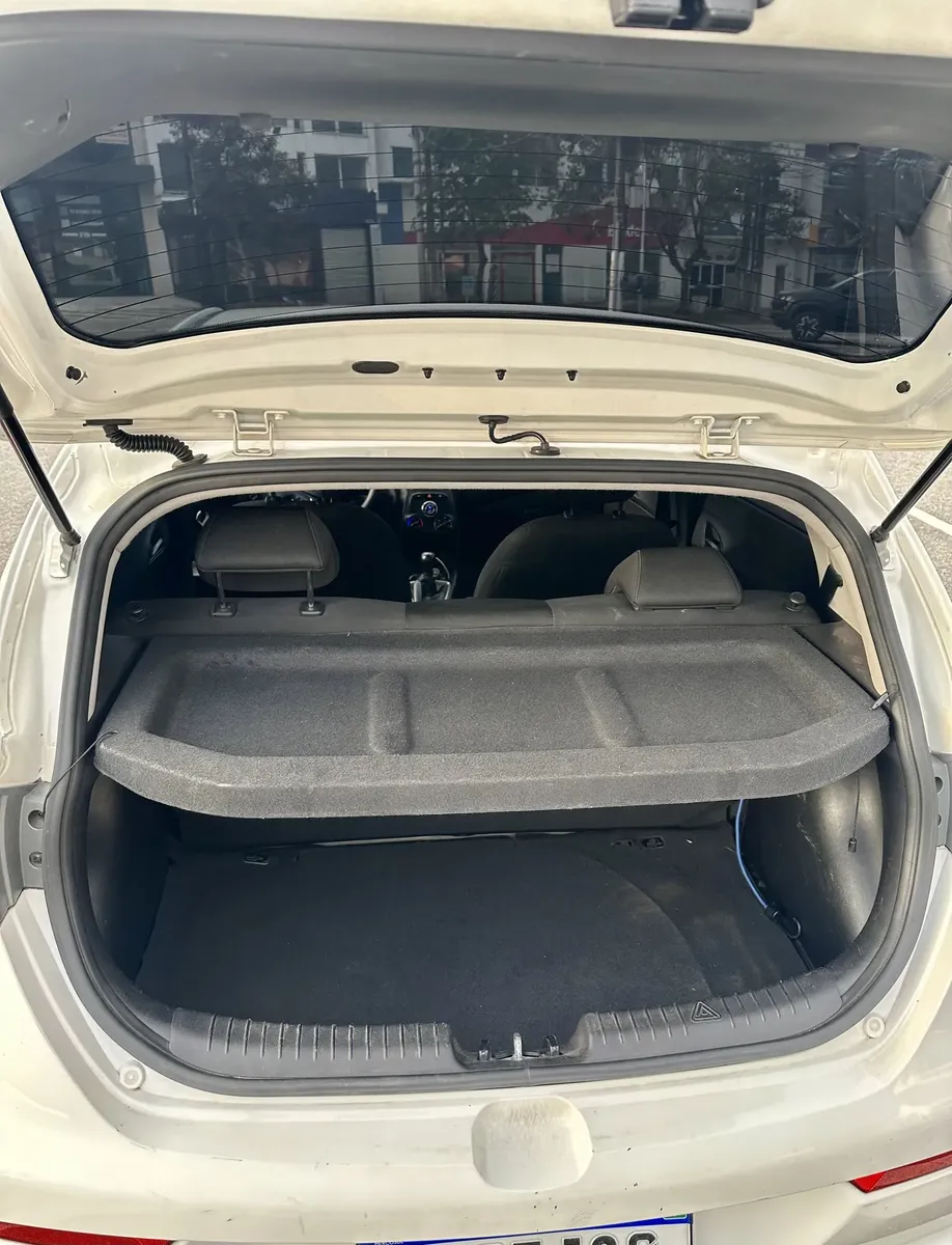 Hyundai Hb20 2017 1.0 Comfort Plus Flex 5p — foto 8
